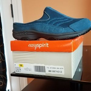 Easyspirit esttraveltime clogs